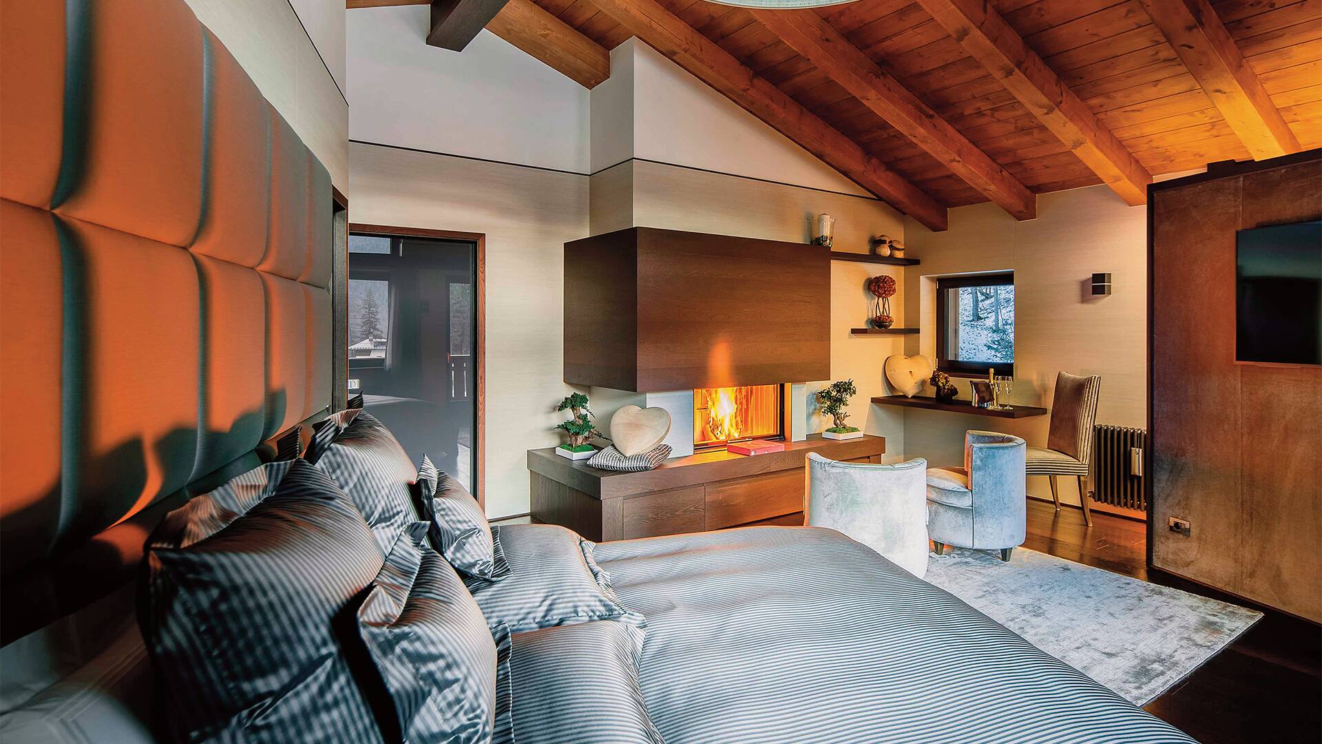 double bedroom with fireplace