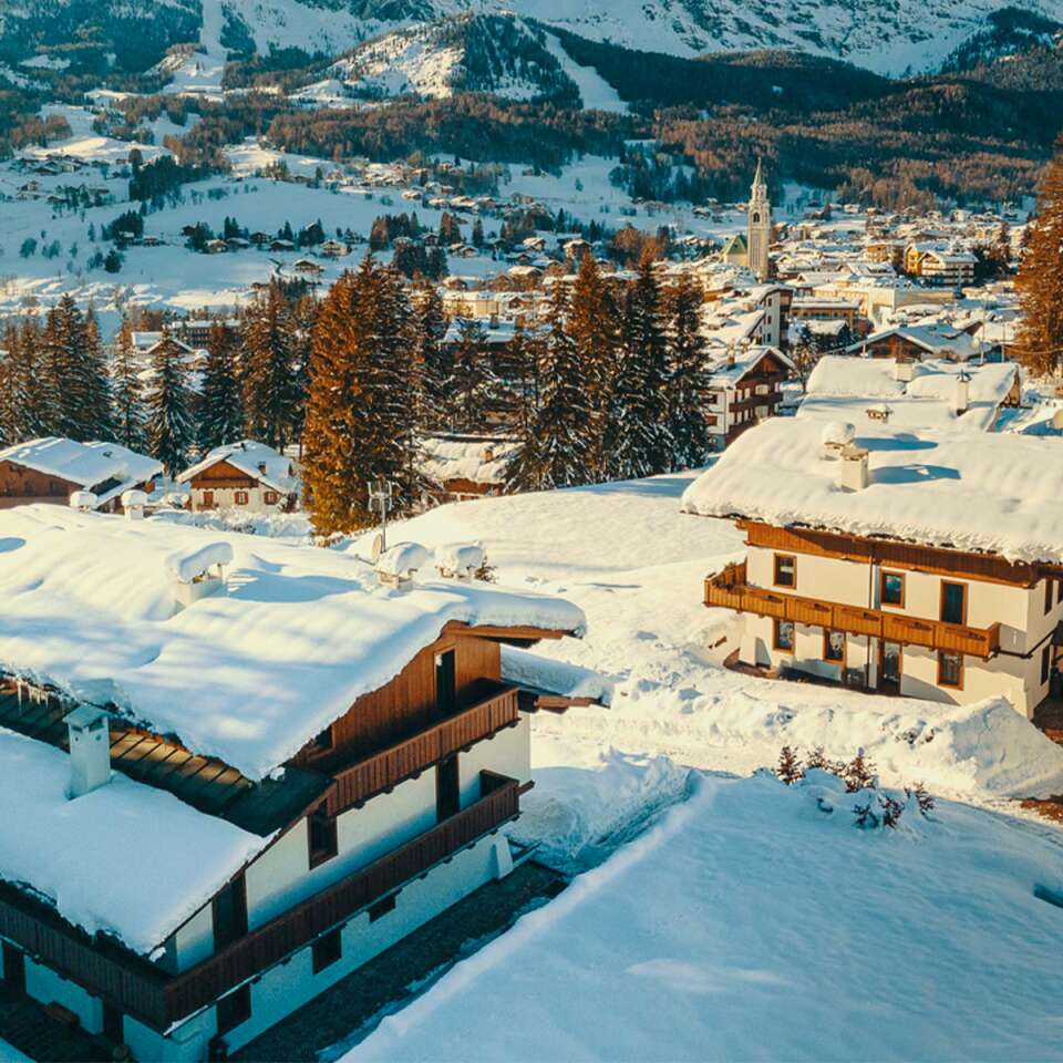 luxury Chalet Noce for rent, Italian Alps