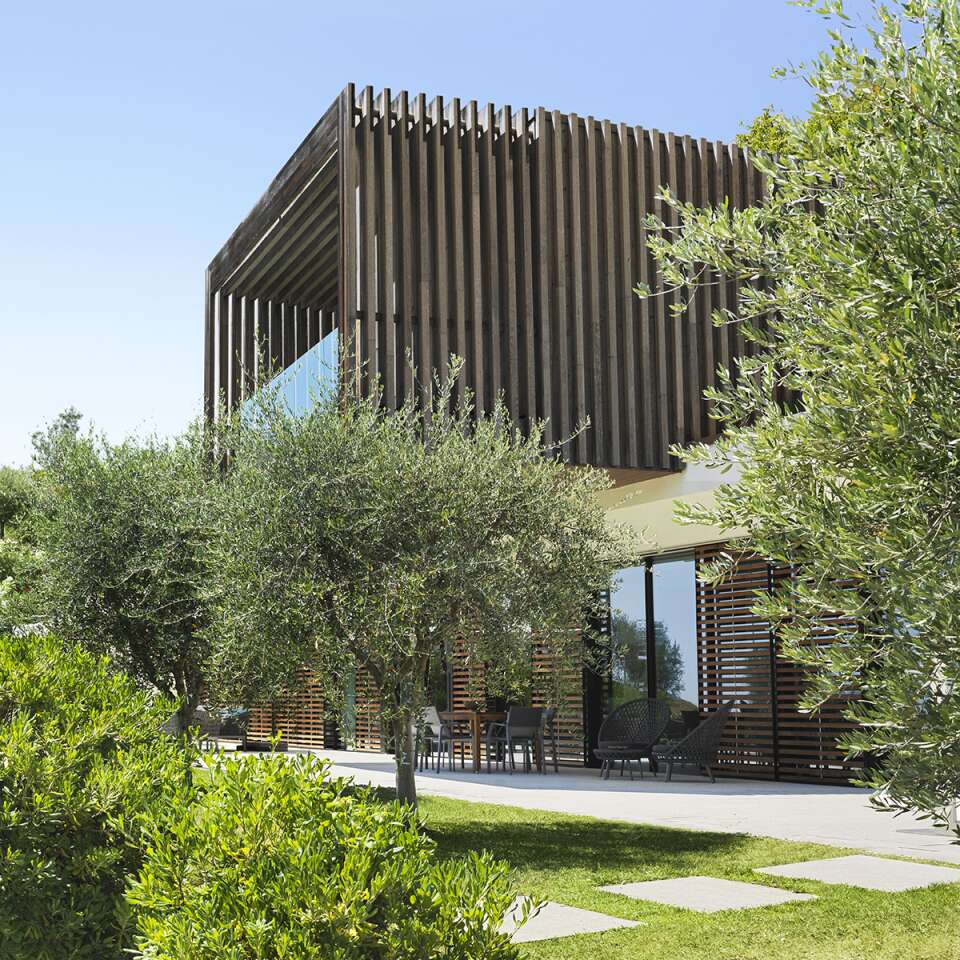 luxury villa Dama Tre for rent, lake Garda