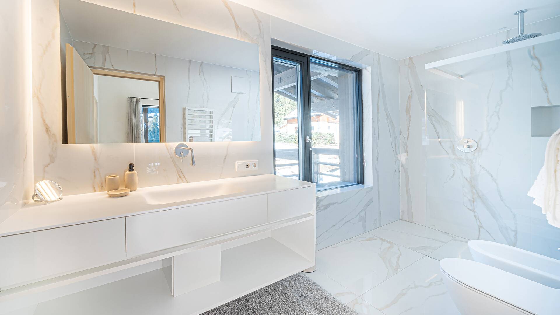 first floor, marble bathroom