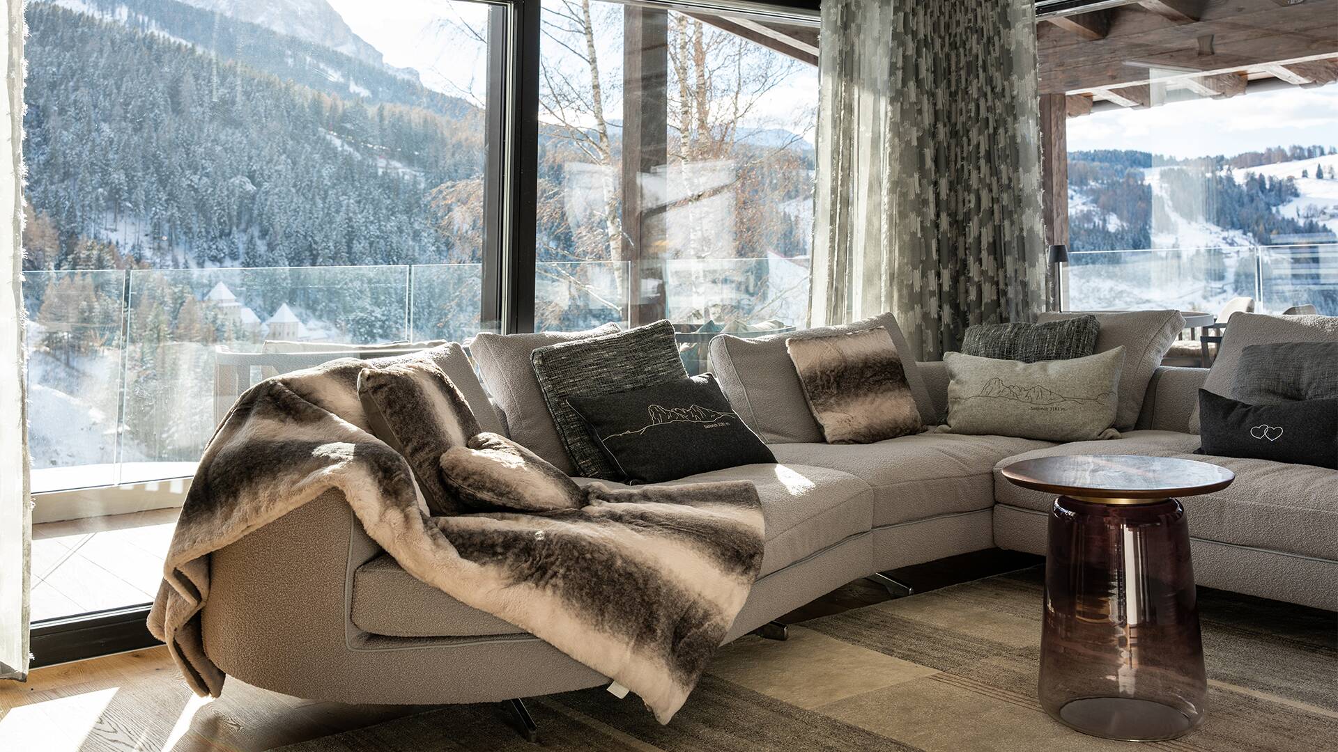 luxury Chalet Sambuco for rent in the Italian Alps