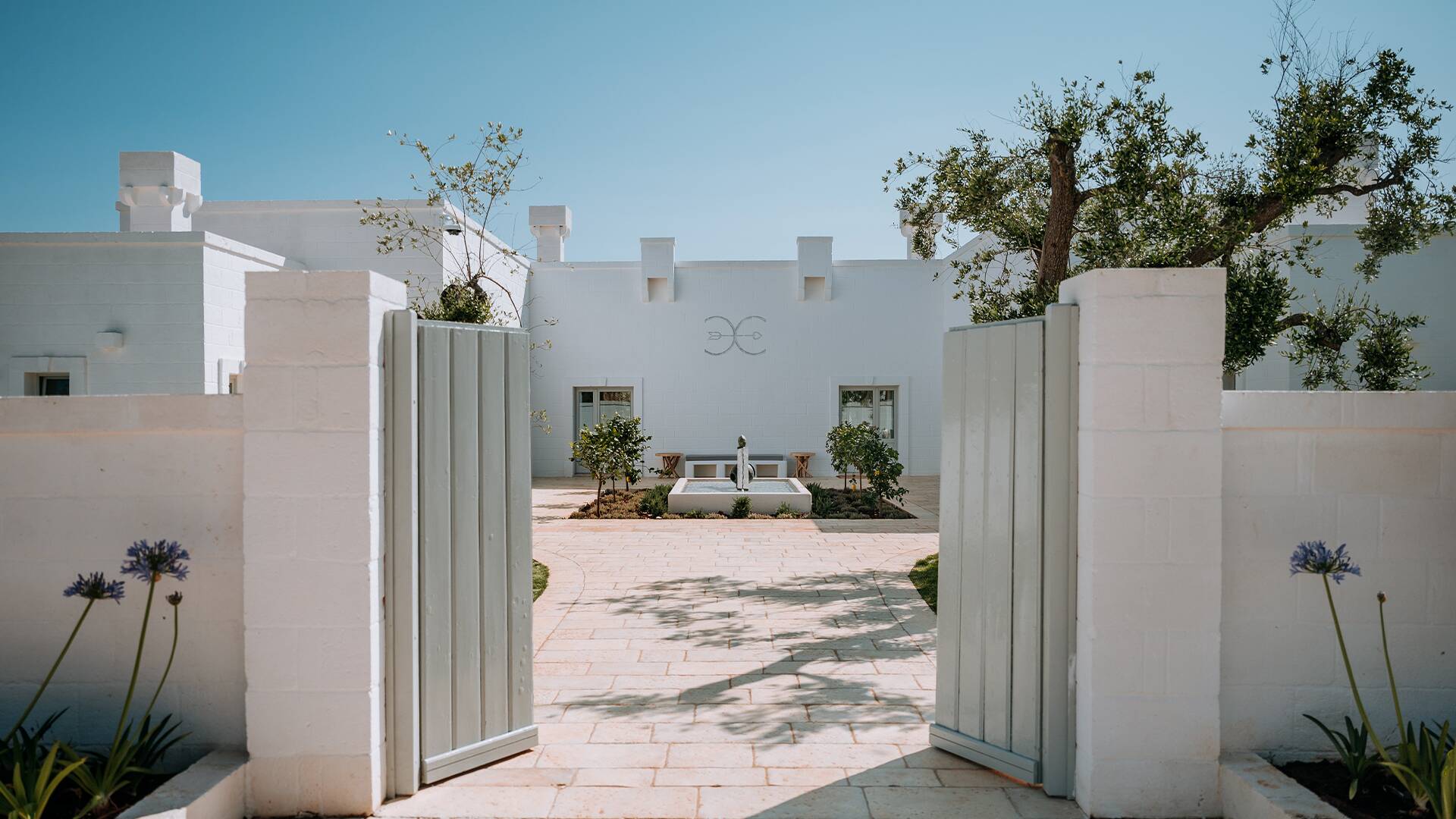 entrance to luxury villa Dragonella