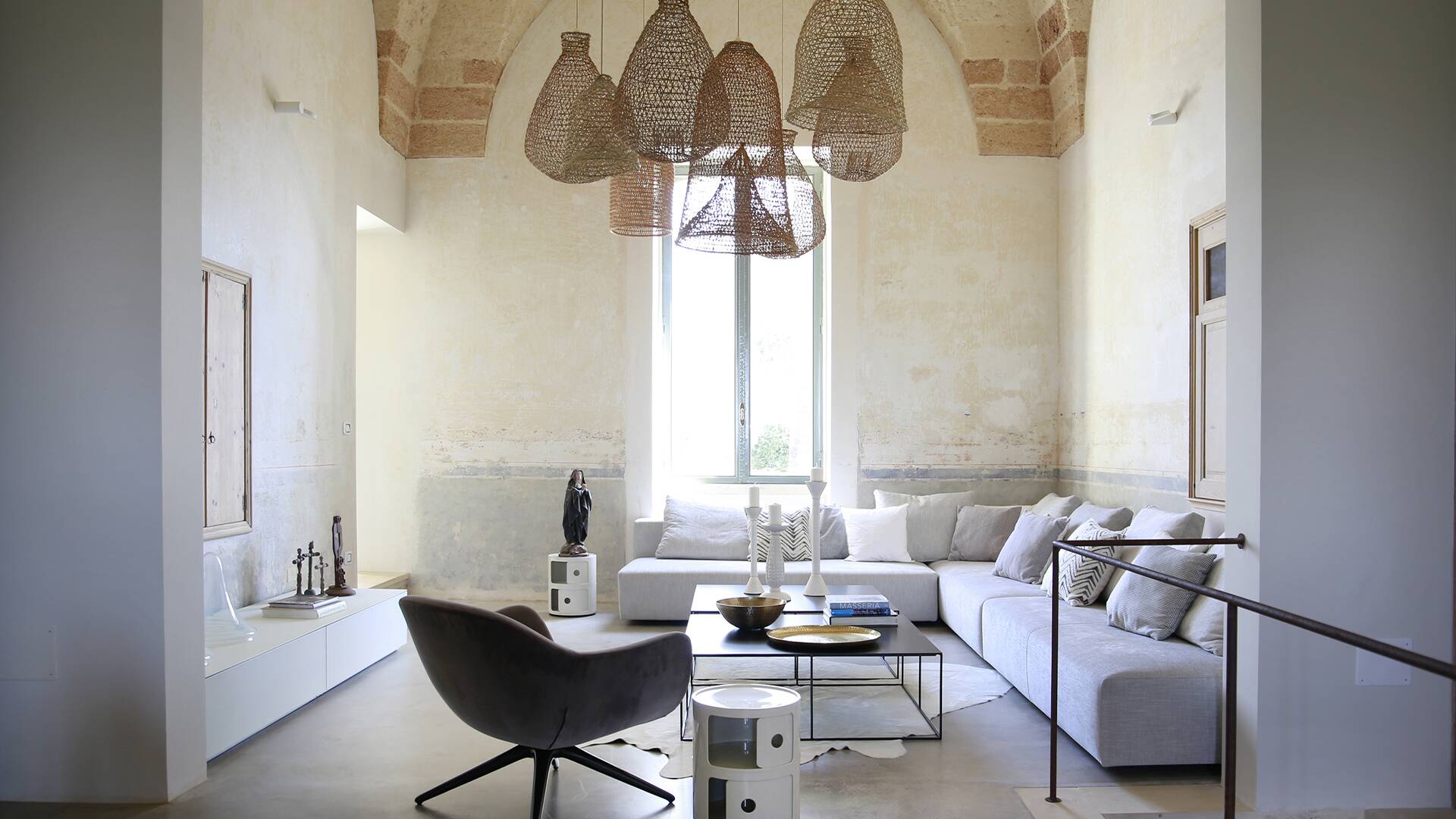 Certosa, modern living room