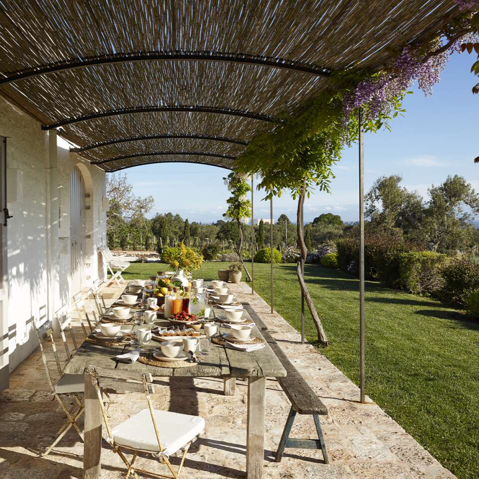 covered alfresco dining table