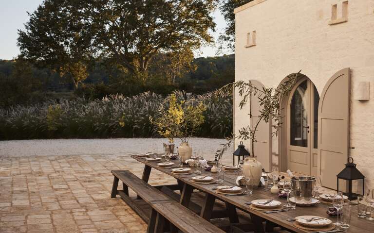 uncovered alfresco dining area