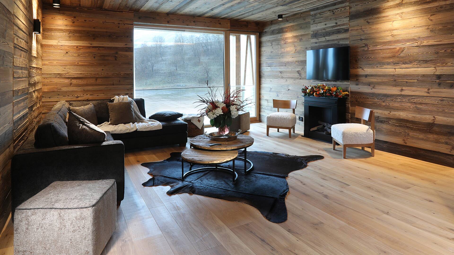 cosy sitting area with fireplace
