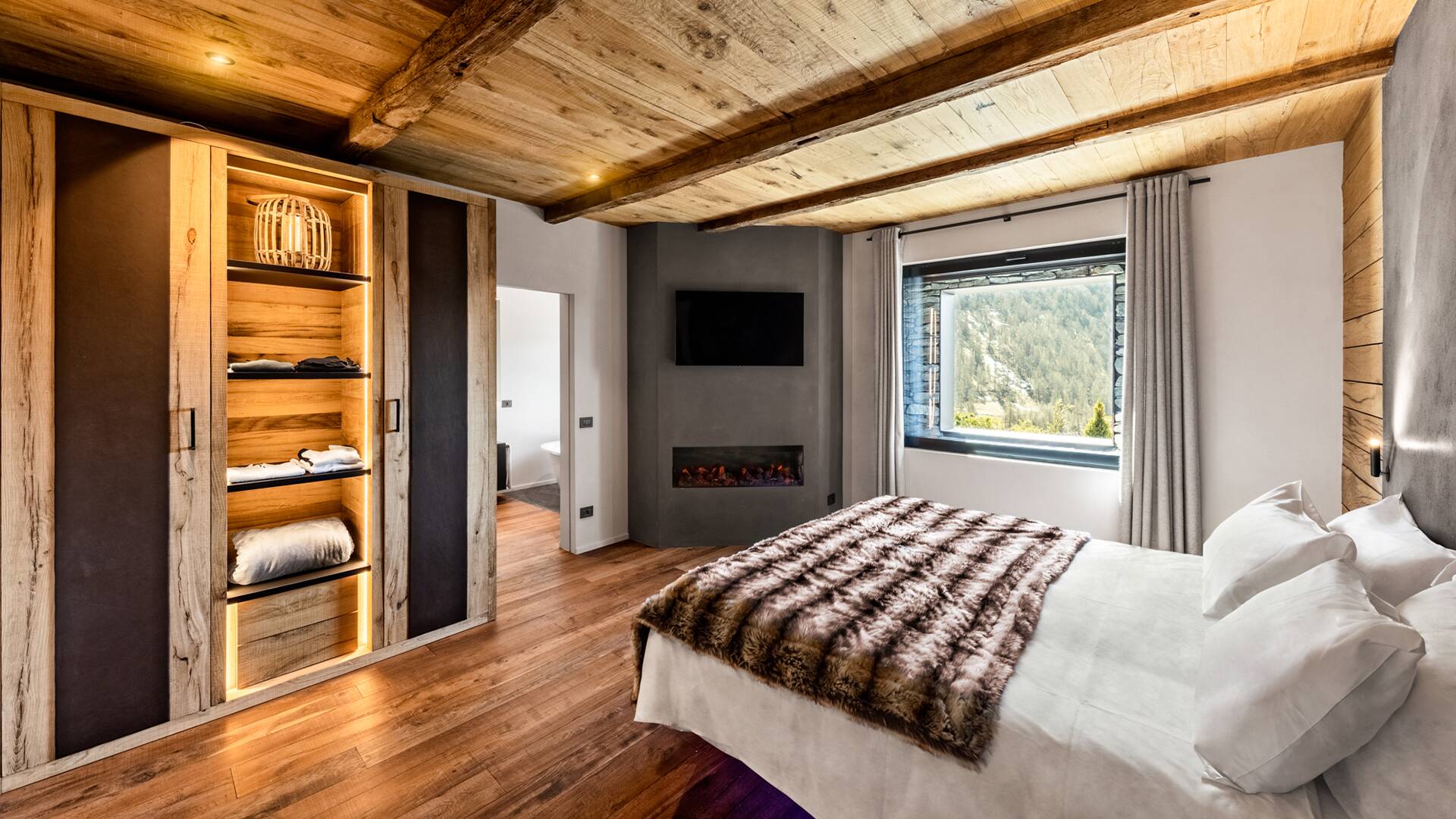 double bedroom