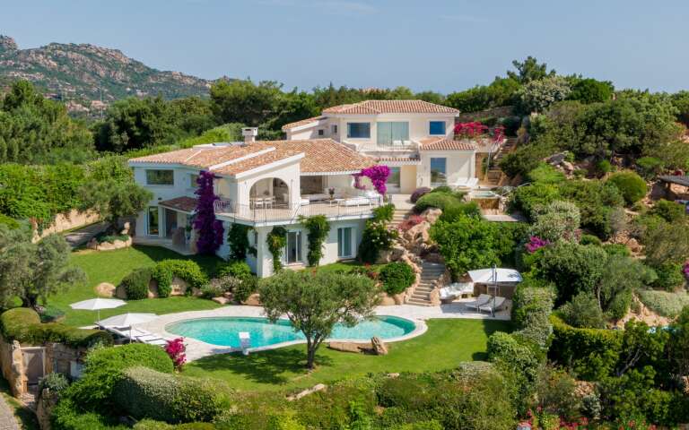 luxury villa for rent in Porto Cervo