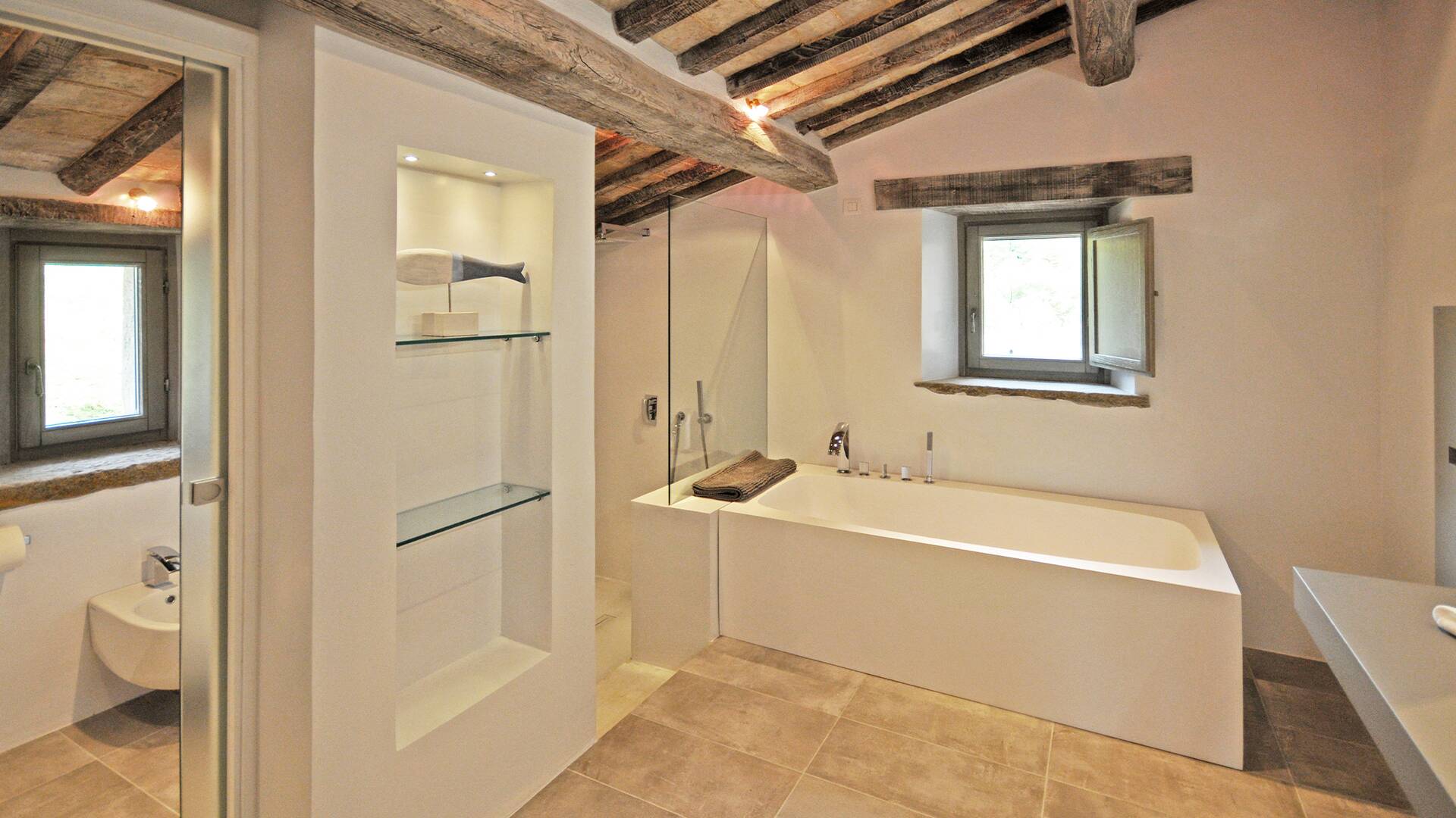 en suite bathroom