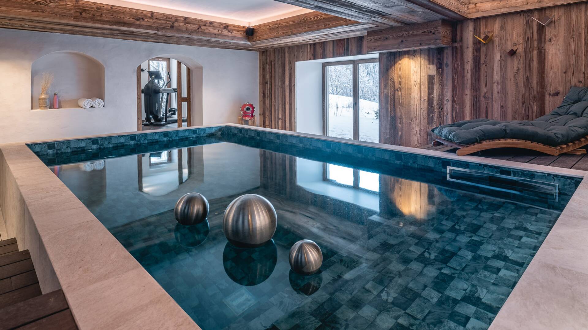 indoor swimming pool