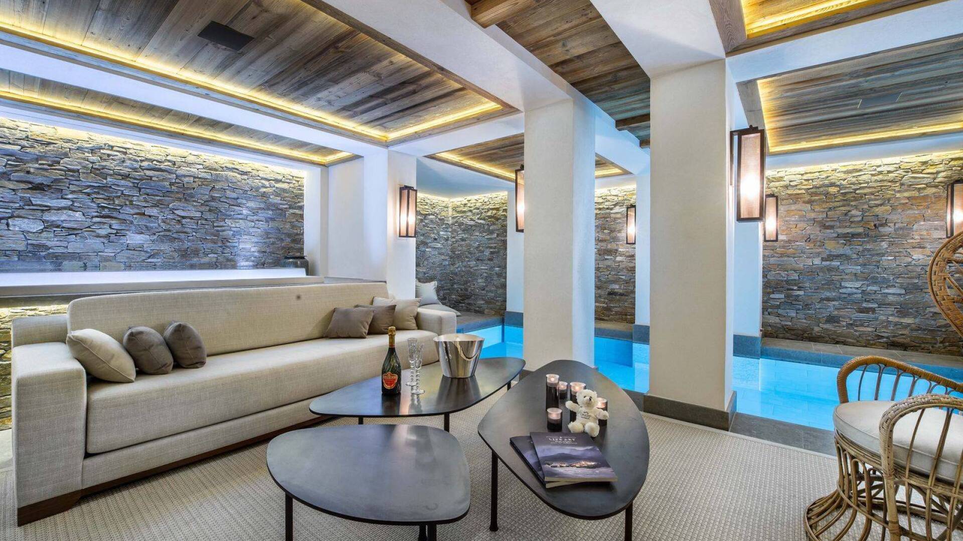 luxury Chalet Thuya for weekly rentals in Courchevel, French Alps