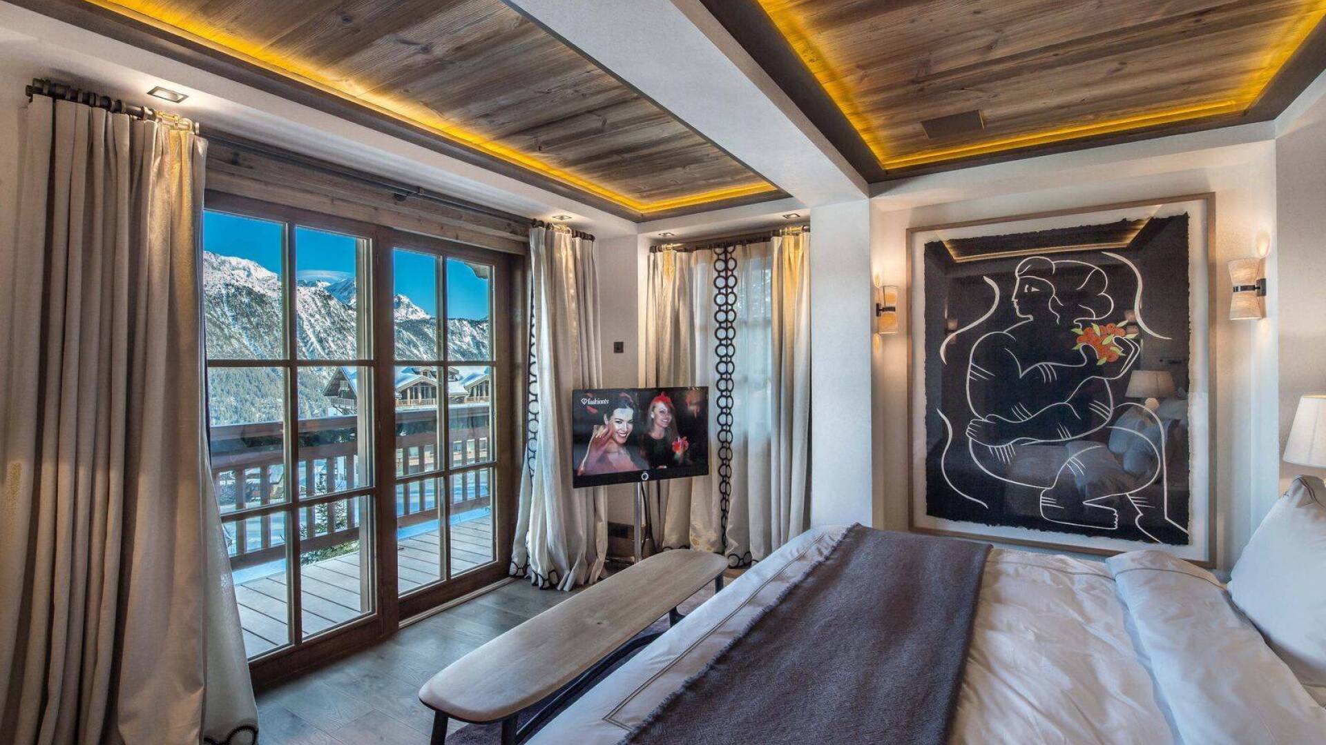 luxury double bedroom