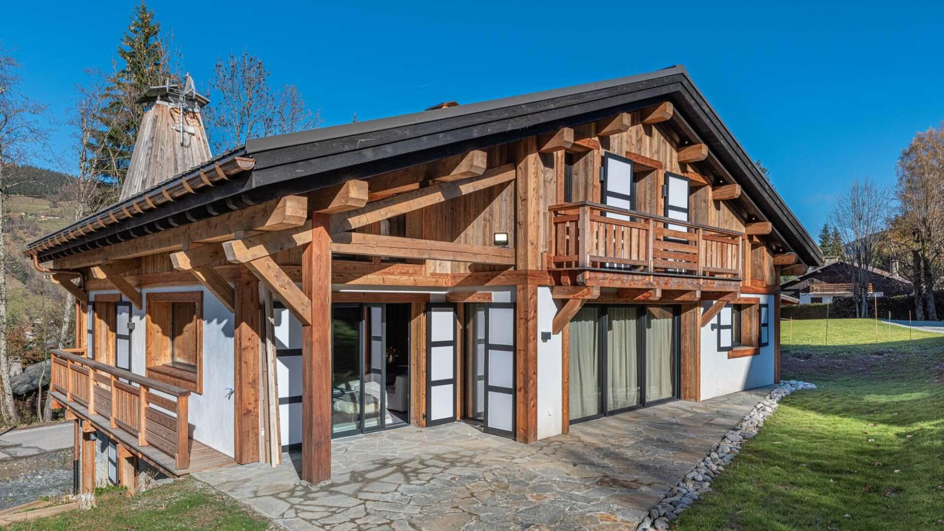 luxury Chalet Pin for weekly rentals in Megève, French Alps