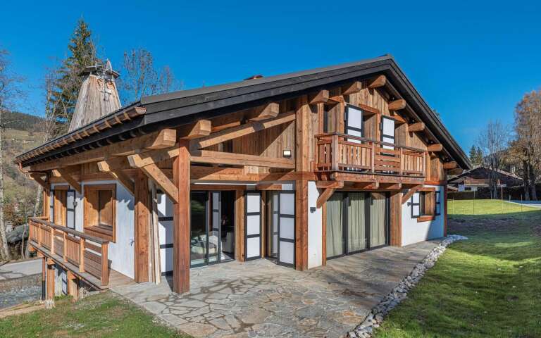 luxury Chalet Pin for weekly rentals in Megève, French Alps