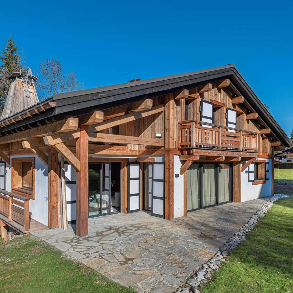 luxury Chalet Pin for weekly rentals in Megève, French Alps