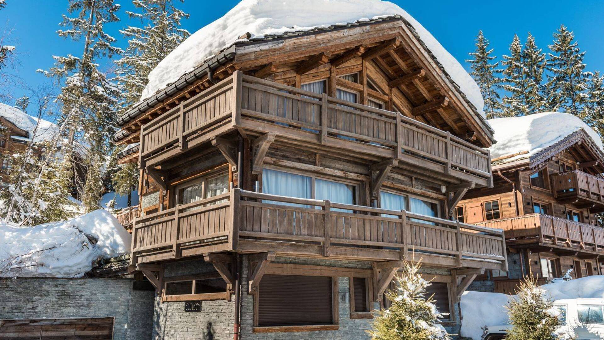 luxury Chalet Orme for weekly rentals in Courchevel, French Alps