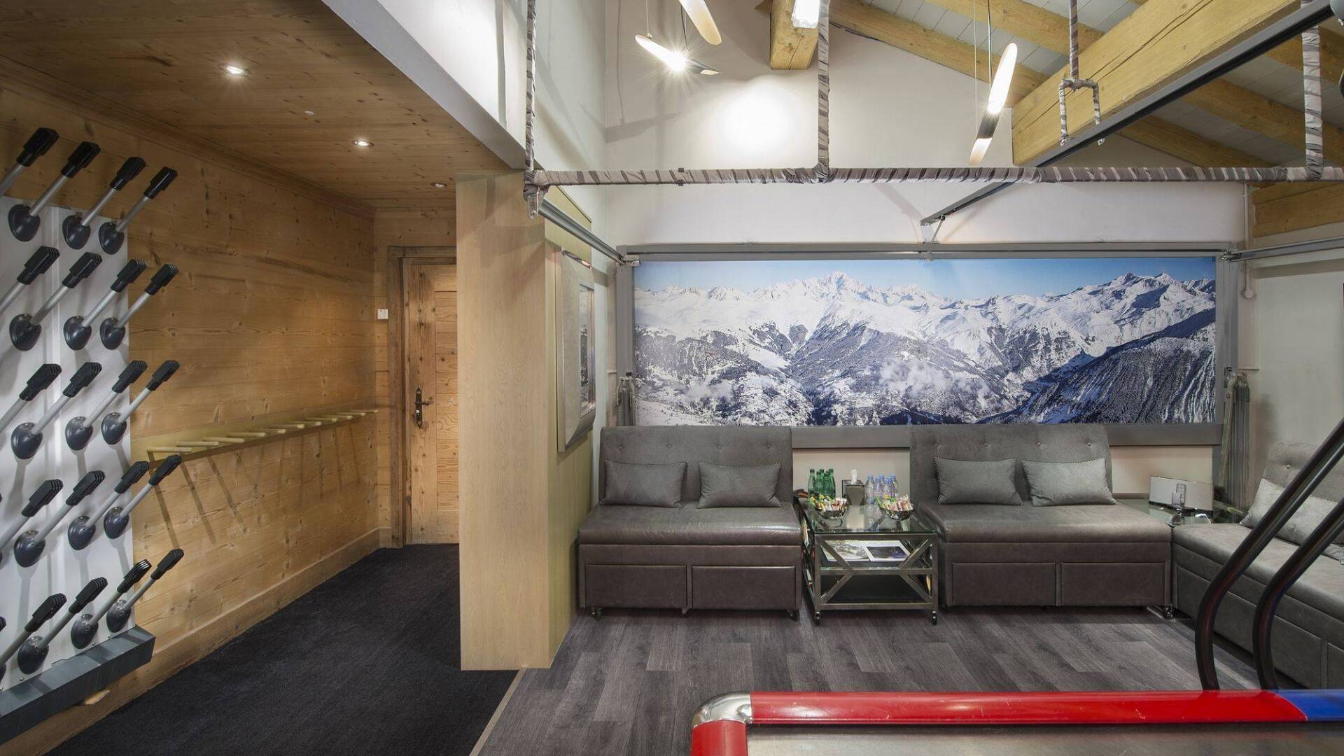 luxury Chalet Ébène for rent in Courchevel, French Alps