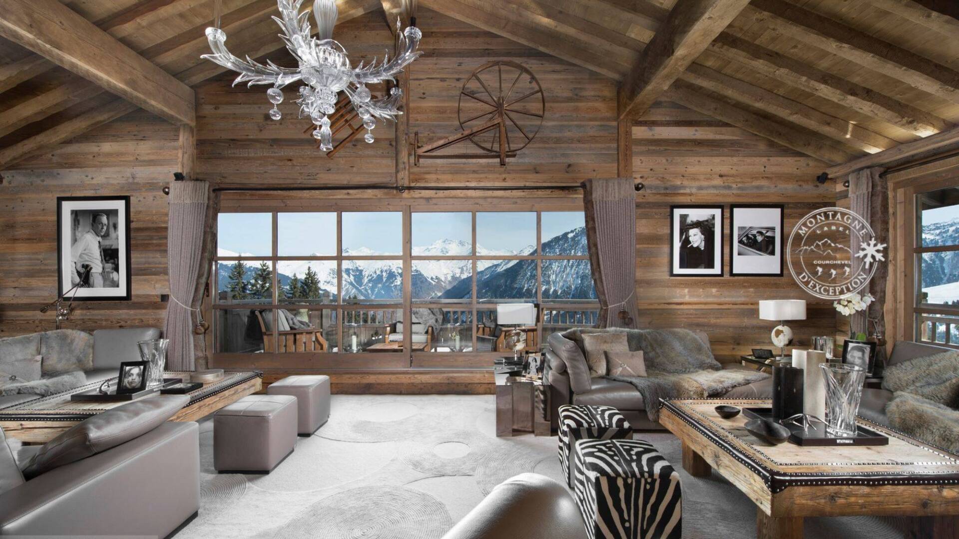 luxury Chalet Ébène for rent in Courchevel, French Alps