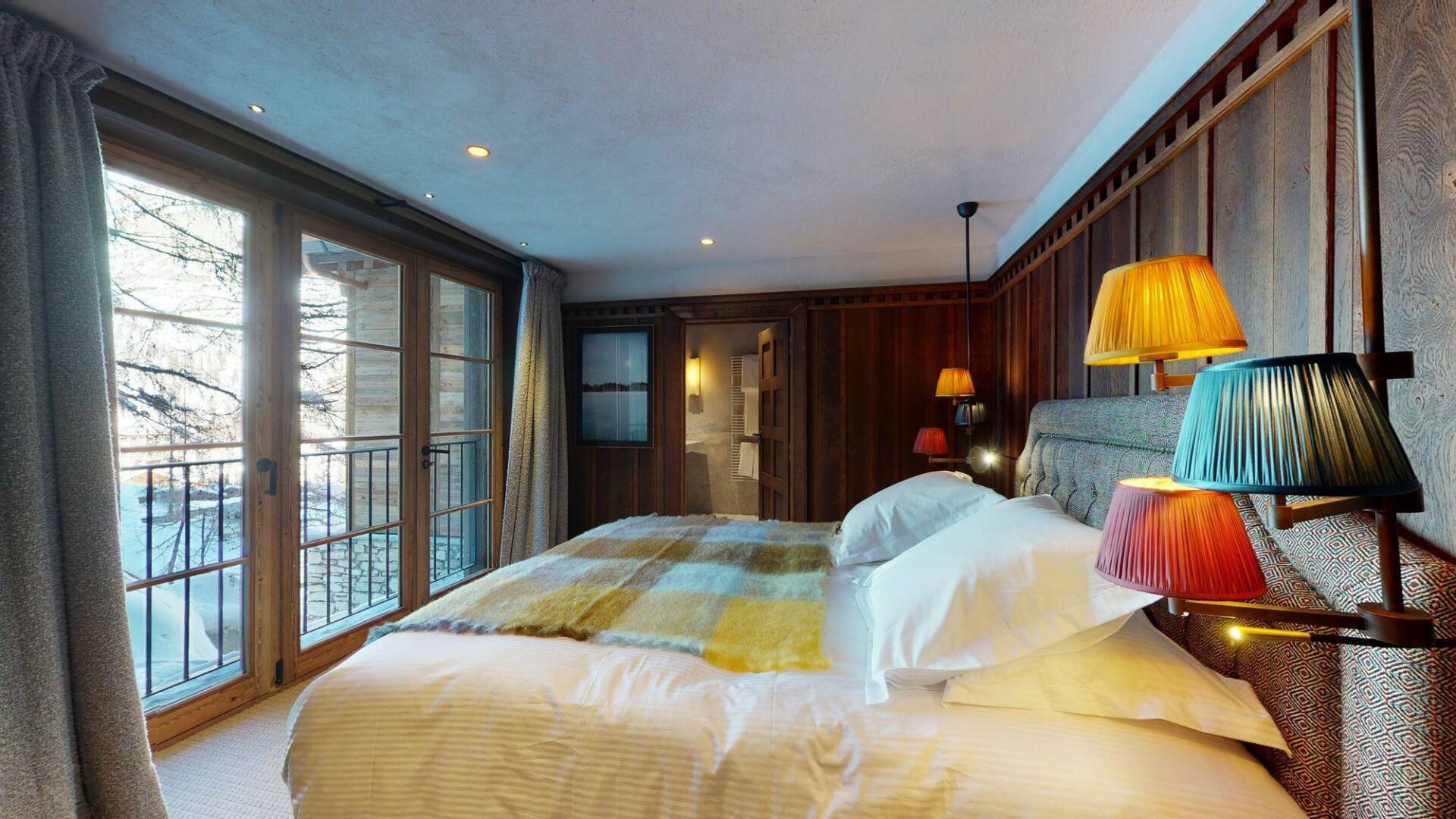 luxury Chalet Aulnes for rent in Val d'Isère, French Alps