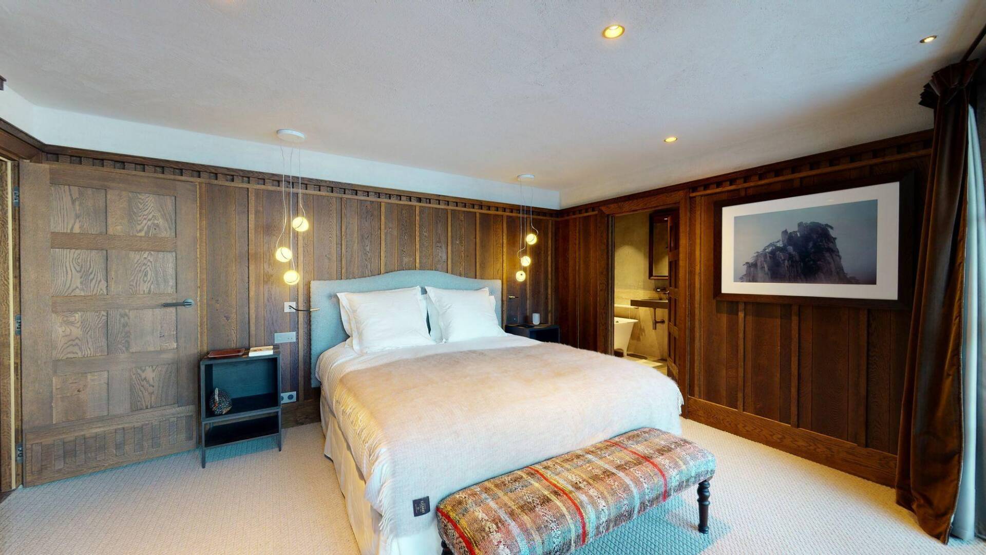 double bedroom