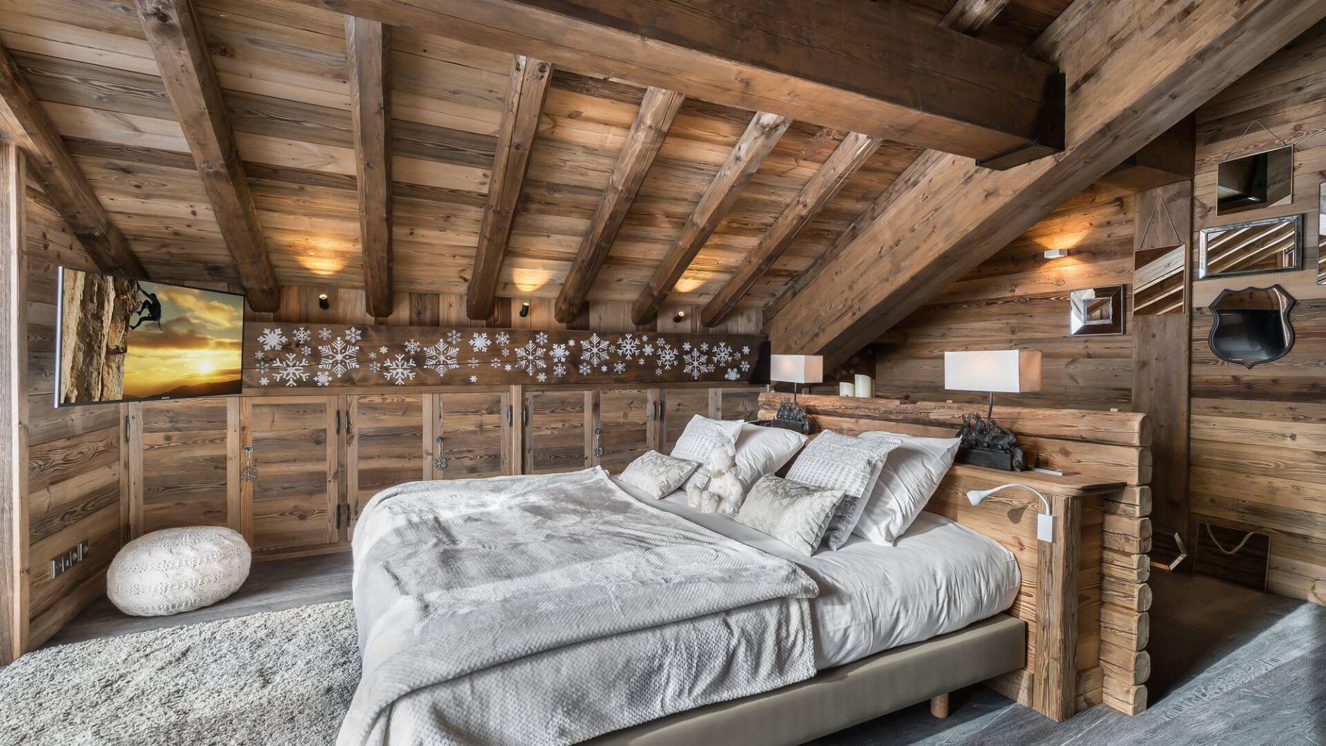 double bedroom with TV