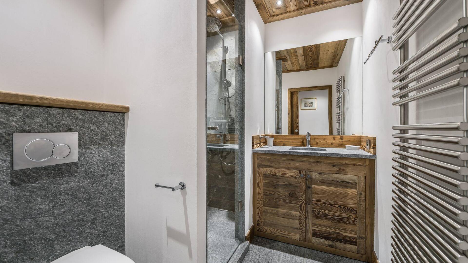 luxury Chalet Pin Blanc for weekly rentals in Méribel, French Alps