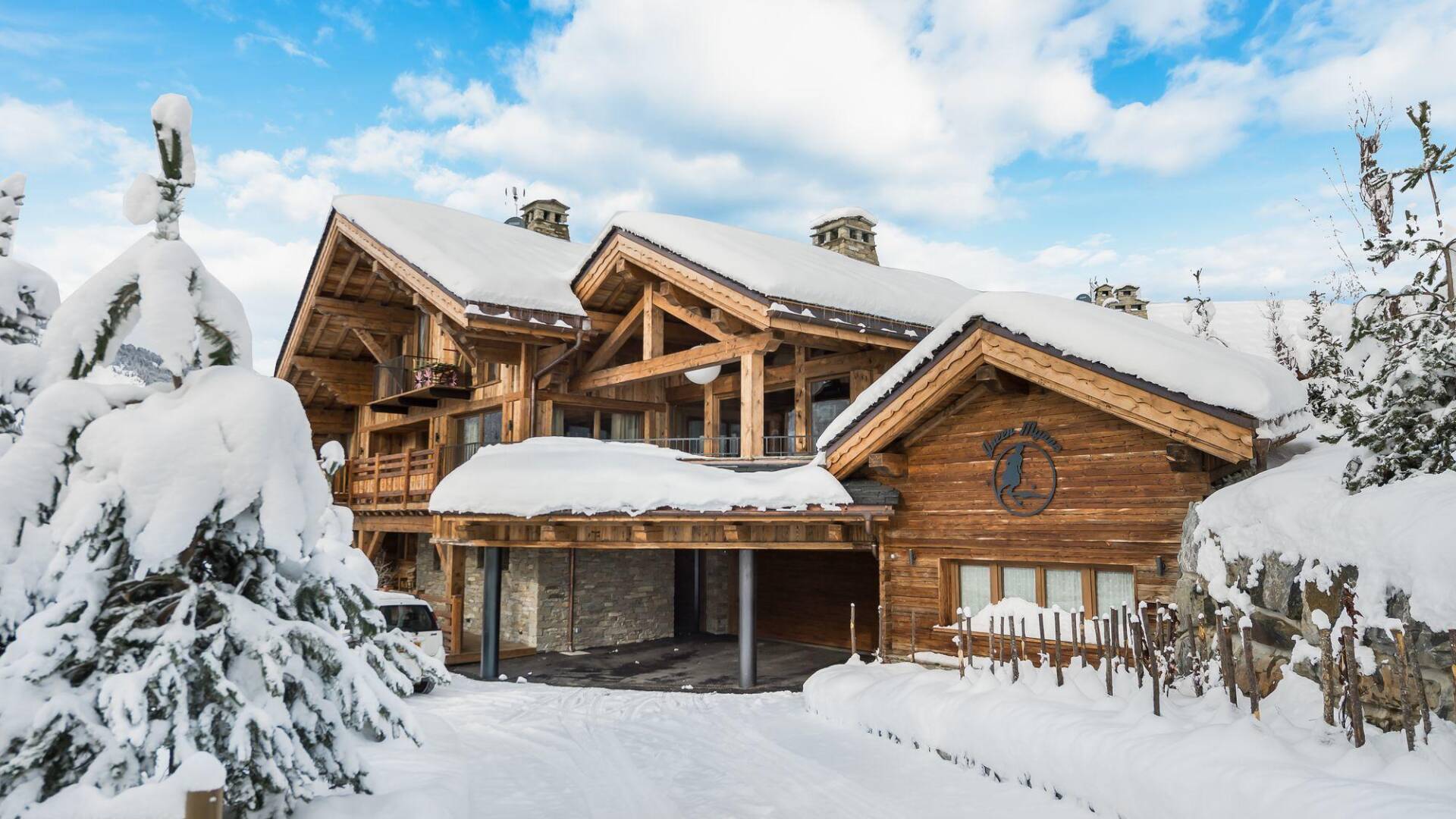 luxury Chalet Pin Blanc for rent in Méribel, French Alps
