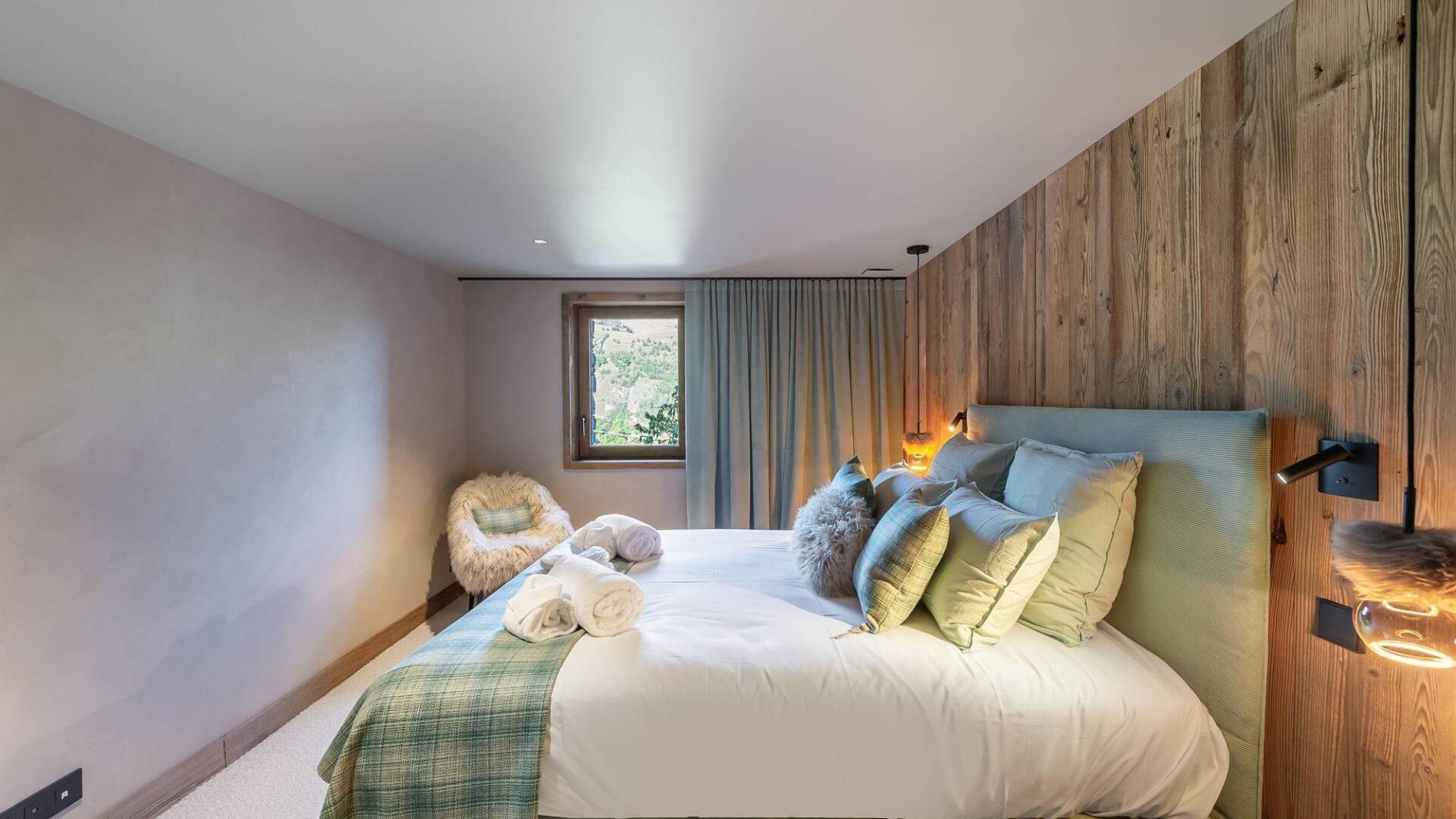 double bedroom