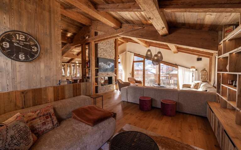 spacious double bedroom with balcony 
