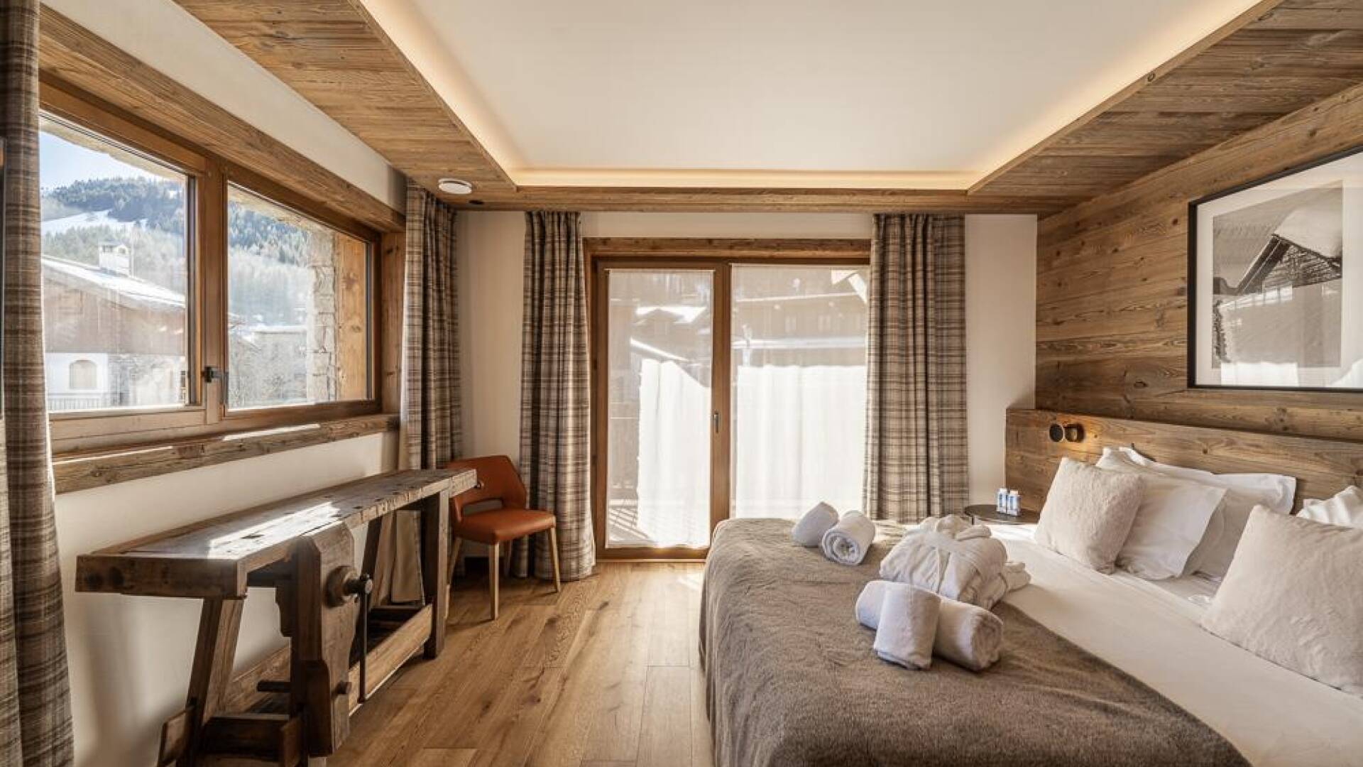 spacious double bedroom with balcony 