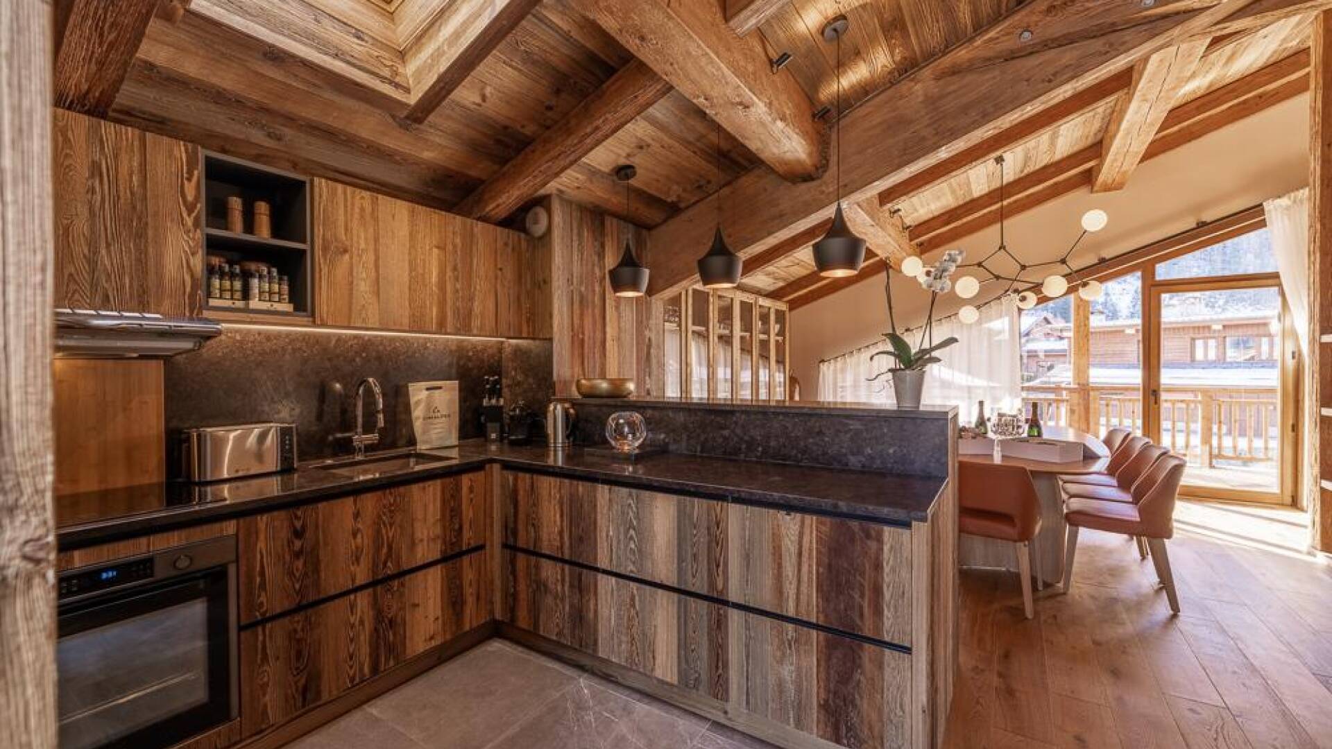 luxury ski resort Chalet Tanganika for rent in Courchevel, French Alps