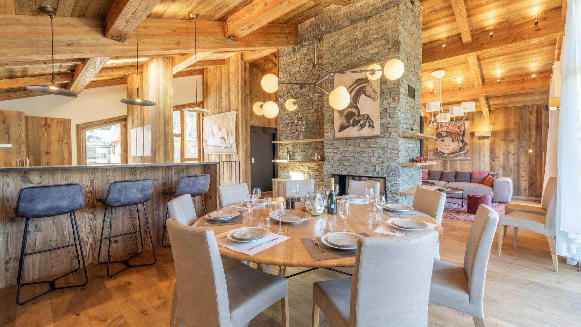 luxury ski resort Chalet Zola for rent in Courchevel, French Alps