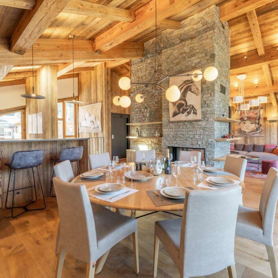 luxury ski resort Chalet Zola for rent in Courchevel, French Alps