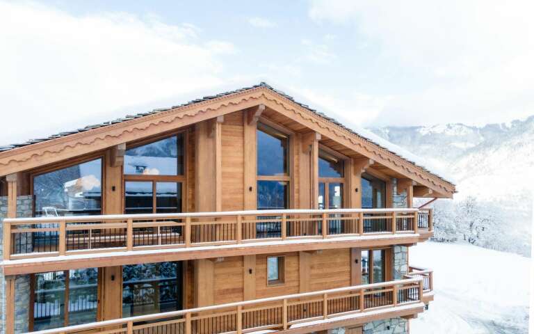 top luxury ski resort Chalet Cèdre for rent in Courchevel, French Alps