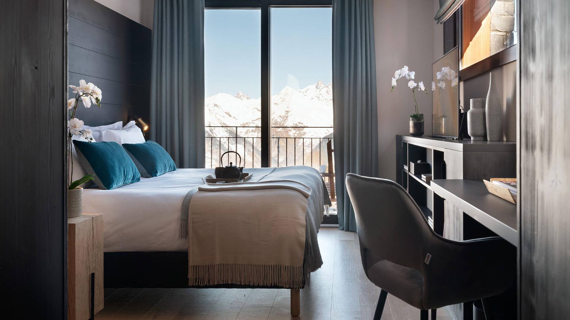 double bedroom with access to balcony