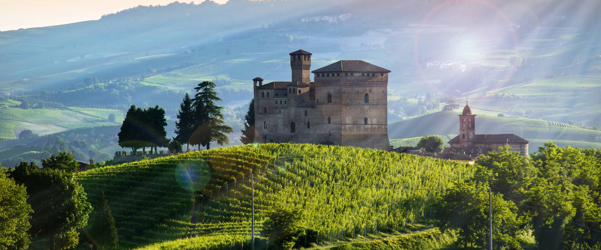 24 Jaw-Dropping Fortresses and Castles in Italy