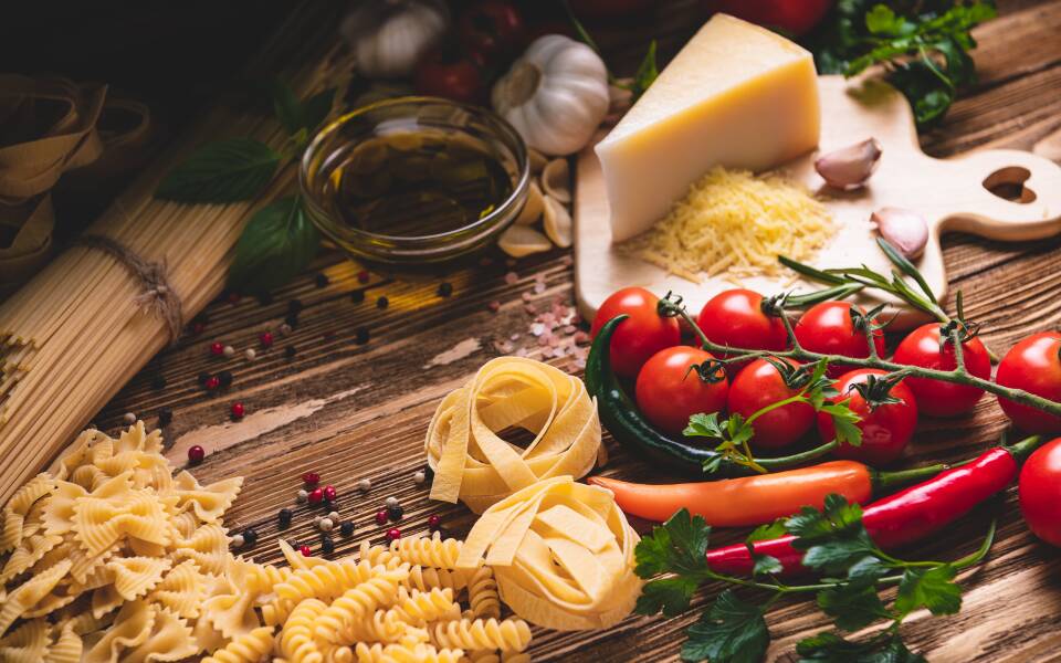 Discovering the Italian flavours through luxury cooking classes