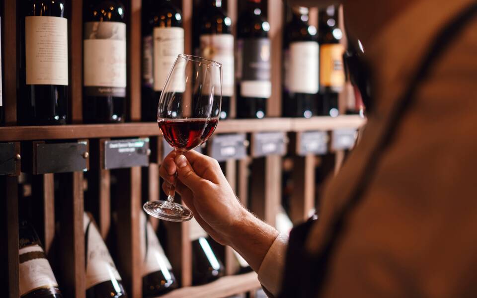 Where to experience the best wine tastings in Italy?