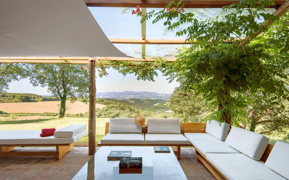 Fall... into luxury with the best villas for rent in Umbria this year